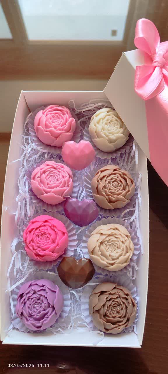 باکس گل پیونی۸